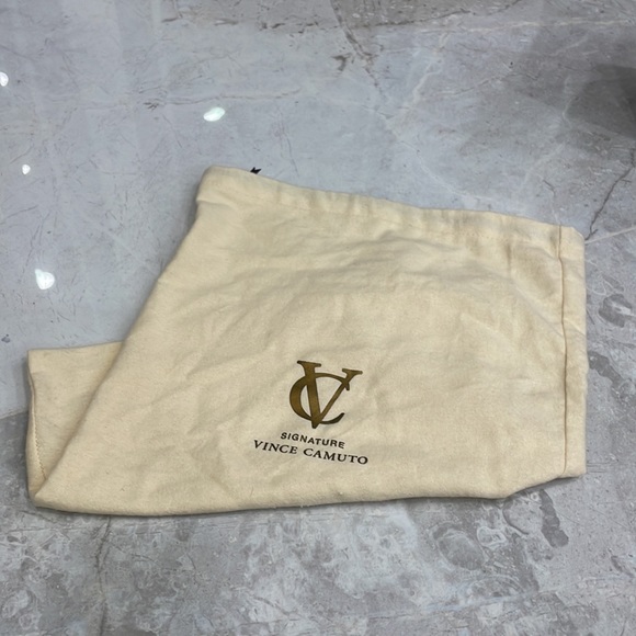 Women’s Vince Camuto Signature Blush Heels - Size 9.5 - Picture 3 of 12